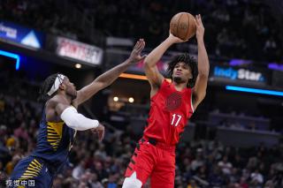 莱万的沉着 莱万的沉着