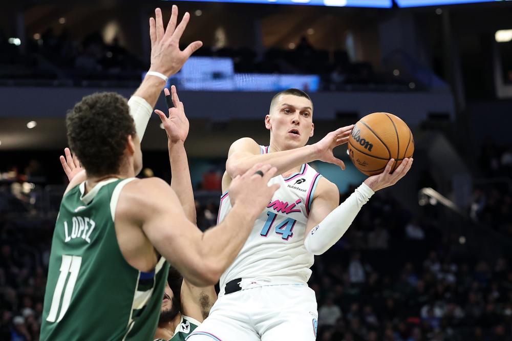 他很快站稳 他很快站稳