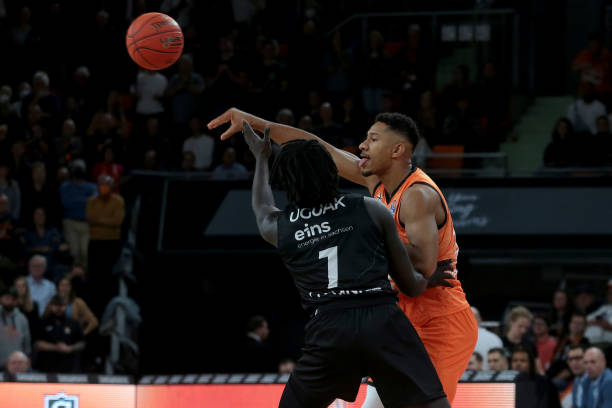 国脚或将考 国脚或将考